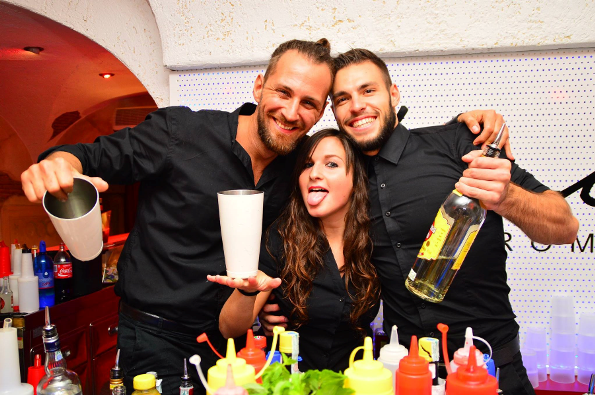Lavoro Call Center VS Lavoro Barman lavoro call center